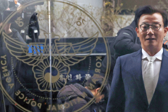 (부산일보) ‘통일교 키맨’ 13시간 조사… 로비 실체 규명 속도