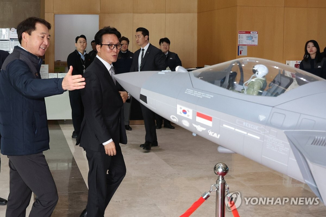 (경남신문) 김민석 총리 “방산 4대 강국 진입 적극 지원”