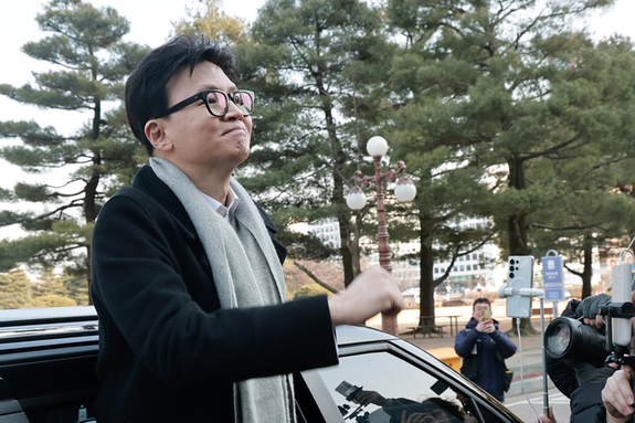 (대전일보) 한동훈 '기습 제명'·김병기 '강제 수사'…여야 내홍 격화