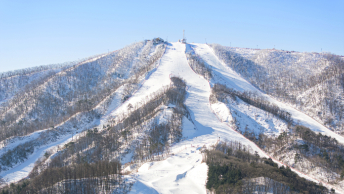 (강원일보) [新팔도핫플레이스] 대한민국 스키의 중심 평창, 설원에서 완성되는 겨울여행
