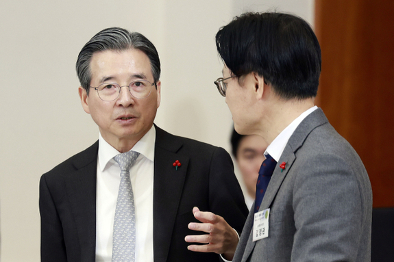 (매일신문) 靑 "합의사항 처리 지연에 美 불만"