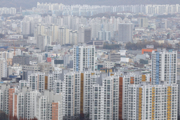 (대전일보) 여야 부동산 대책 공방 격화…지방선거 앞두고 주도권 경쟁