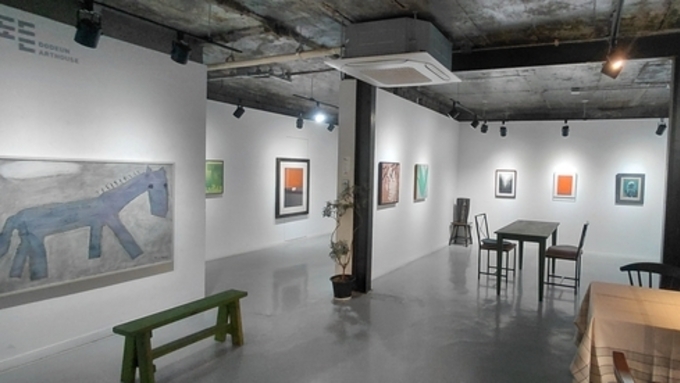 (경인일보) 먼지 털어 전시장에 건 작품들에서 인천 문화가 보이네… ‘윤미경의 컬렉션’