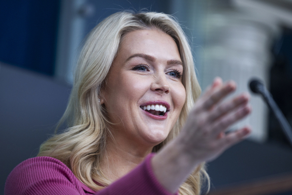 (부산일보) 백악관 대변인, ‘한국 관세’ 인상 시점 질문에 "내겐 시간표 없어"