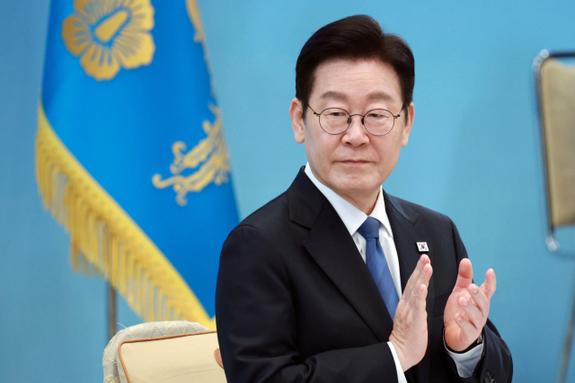 (매일신문) 우리 국민 노벨평화상 후보 추천…李대통령 "대한민국은 합니다"