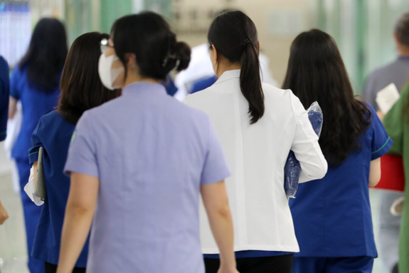 (대전일보)일반 외래 진료실서도 원격의료 허용…복지부, 시설 규제 완화 추진