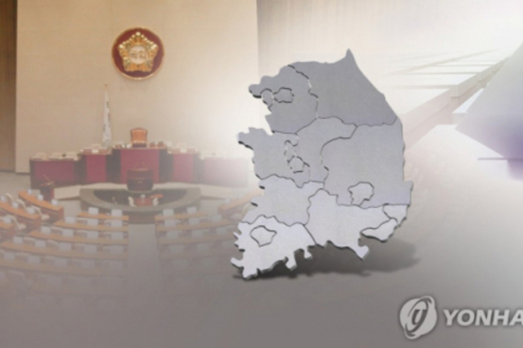 (강원일보) 여야 갈등에 또 뒷전으로 밀린 선거구 획정