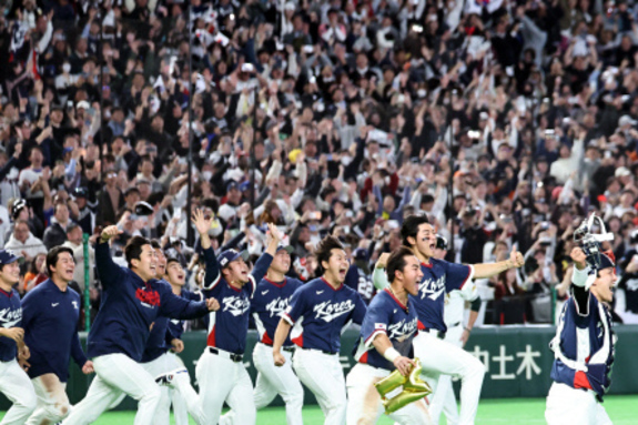 (광주일보) ‘경우의 수’ 뚫은 한국, 전세기 타고 미국 간다…17년 만에 WBC 8강