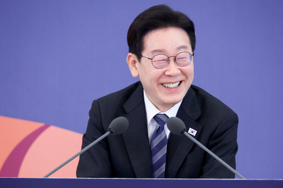 (매일신문) 李대통령, 재산 49억7천만원 신고…1년 만에 18억8천만원 증가