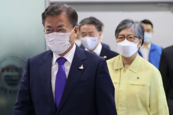 (매일신문)'코로나 백신 부실 관리 의혹' 문재인·정은경 고발 건 각하